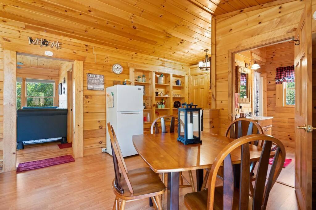 Dream Weaver Cabin Villa Candler Екстериор снимка