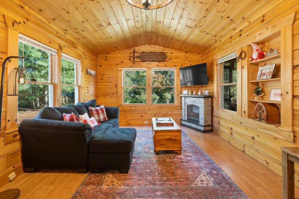 Dream Weaver Cabin Villa Candler Екстериор снимка
